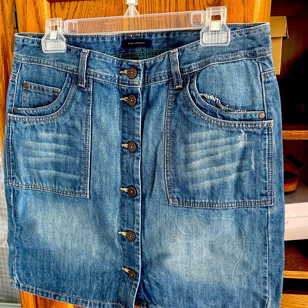Tommy Jean skirt - super cute. Worn once